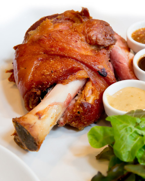 Jarret de porc arrière cuit